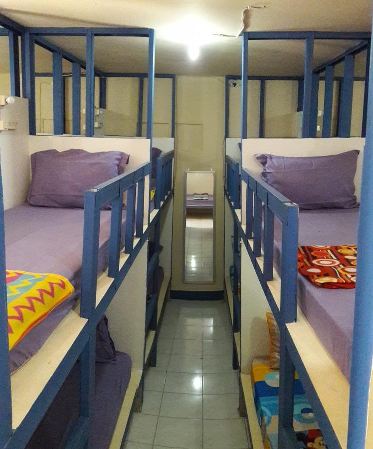 Centro Hostel Labuan Bajo Eksteriør bilde