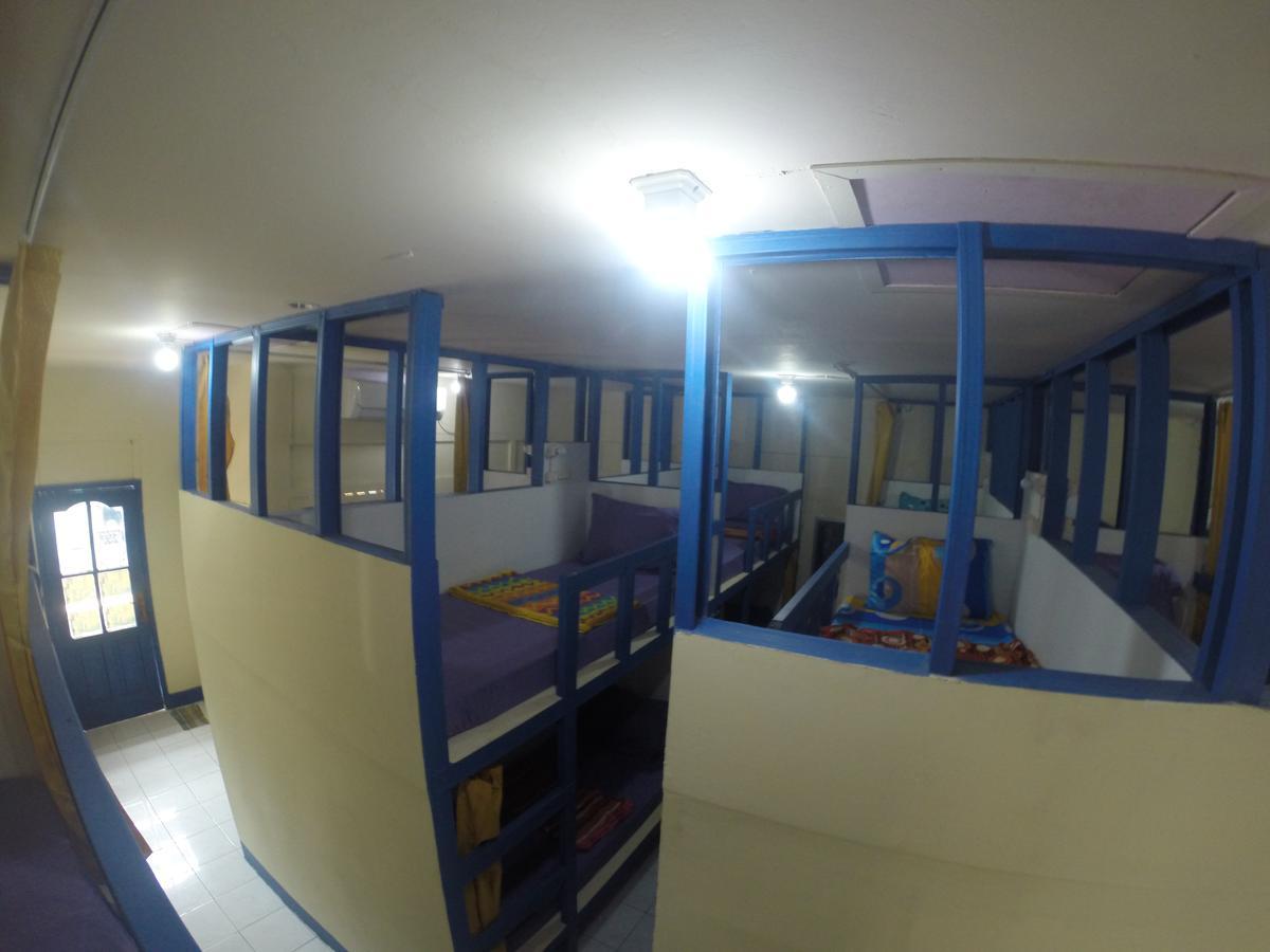 Centro Hostel Labuan Bajo Eksteriør bilde