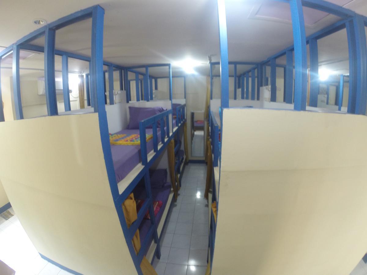 Centro Hostel Labuan Bajo Eksteriør bilde