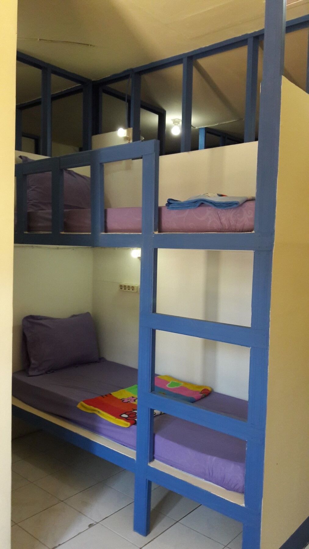 Centro Hostel Labuan Bajo Eksteriør bilde